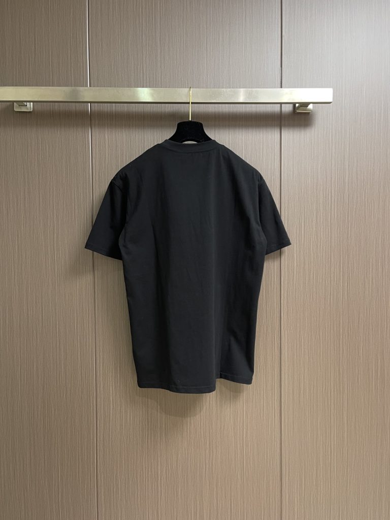 Men's clothes