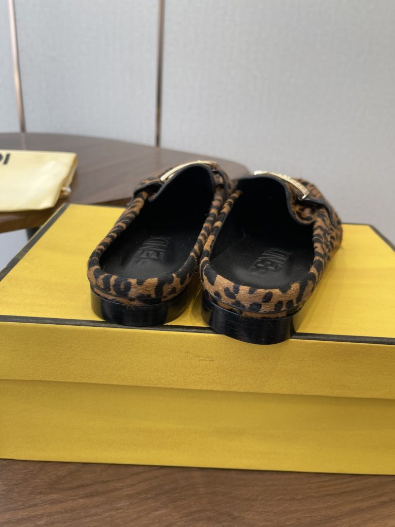Women's Shoes