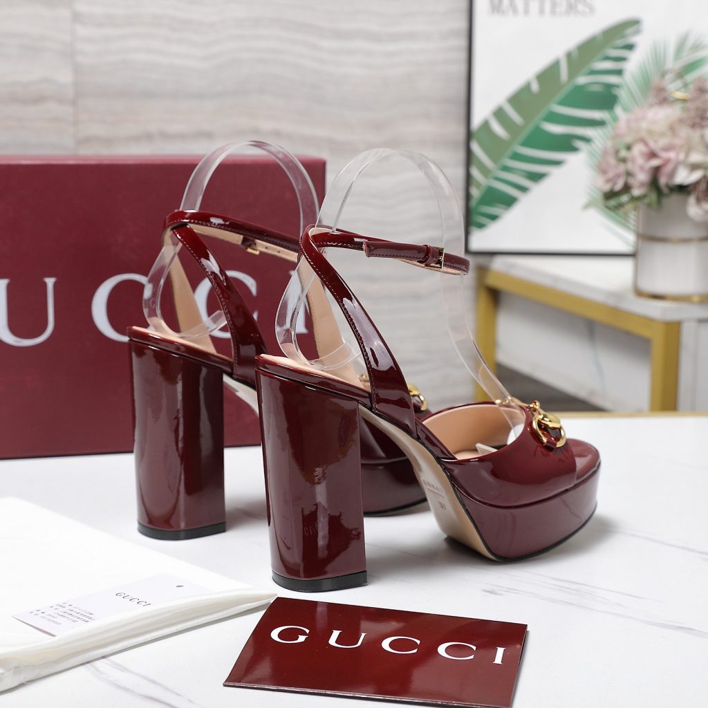 Women's Shoes