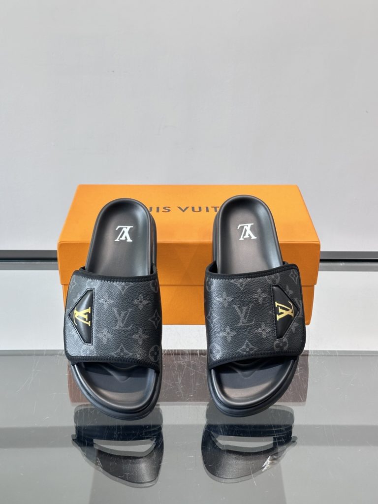 Men's shoes