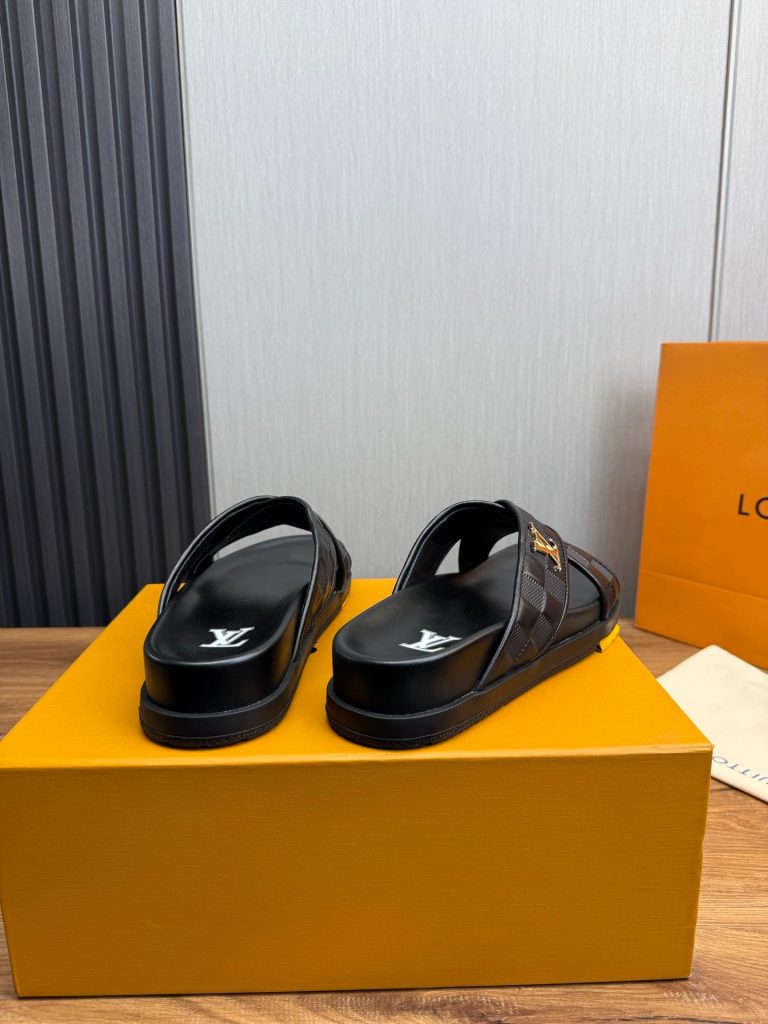 Man's shoes
