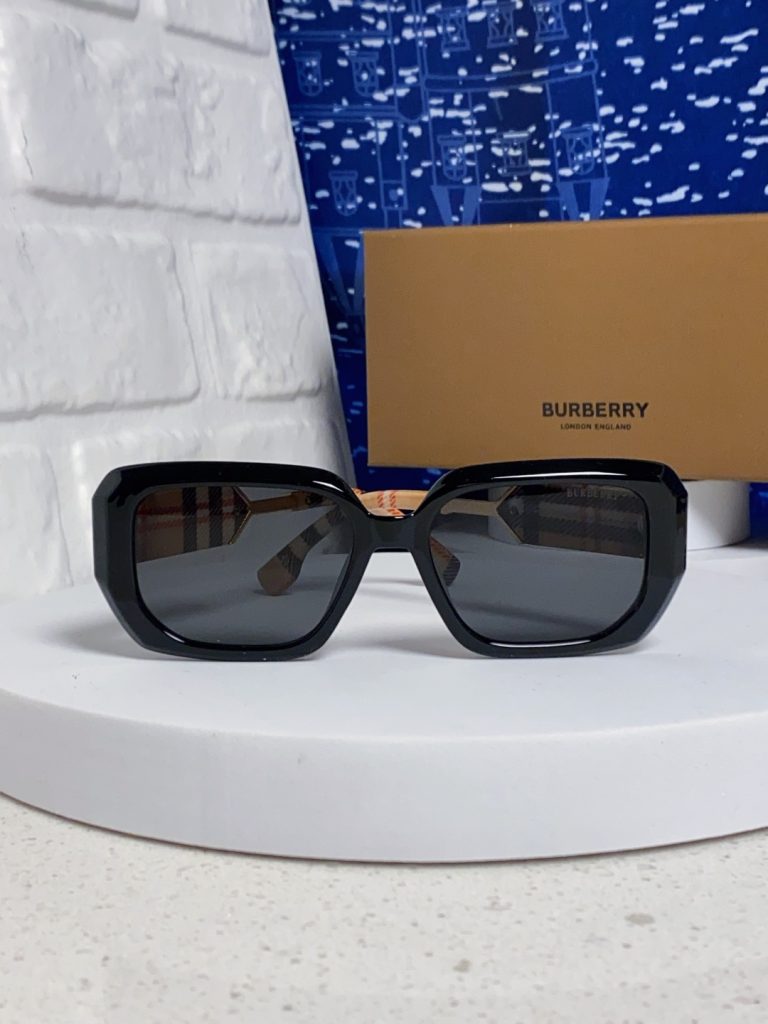 Burberry Glasses
