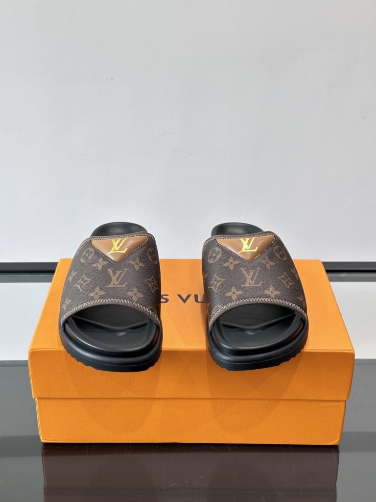 Man's shoes