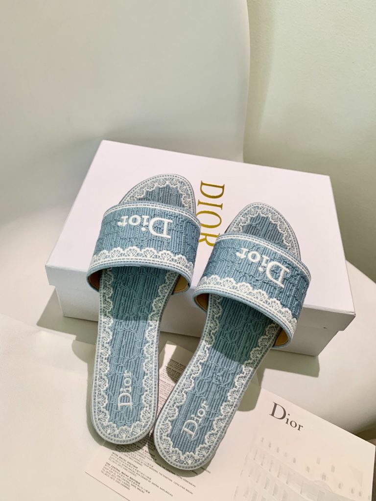 Women's Shoes