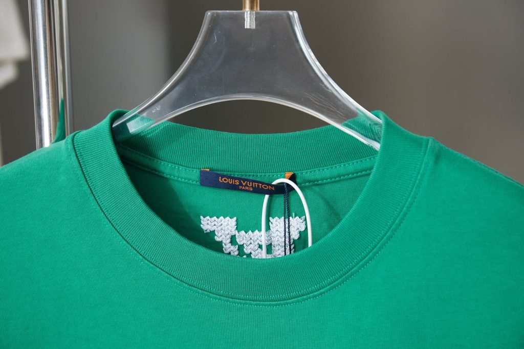 Man's T-shirt