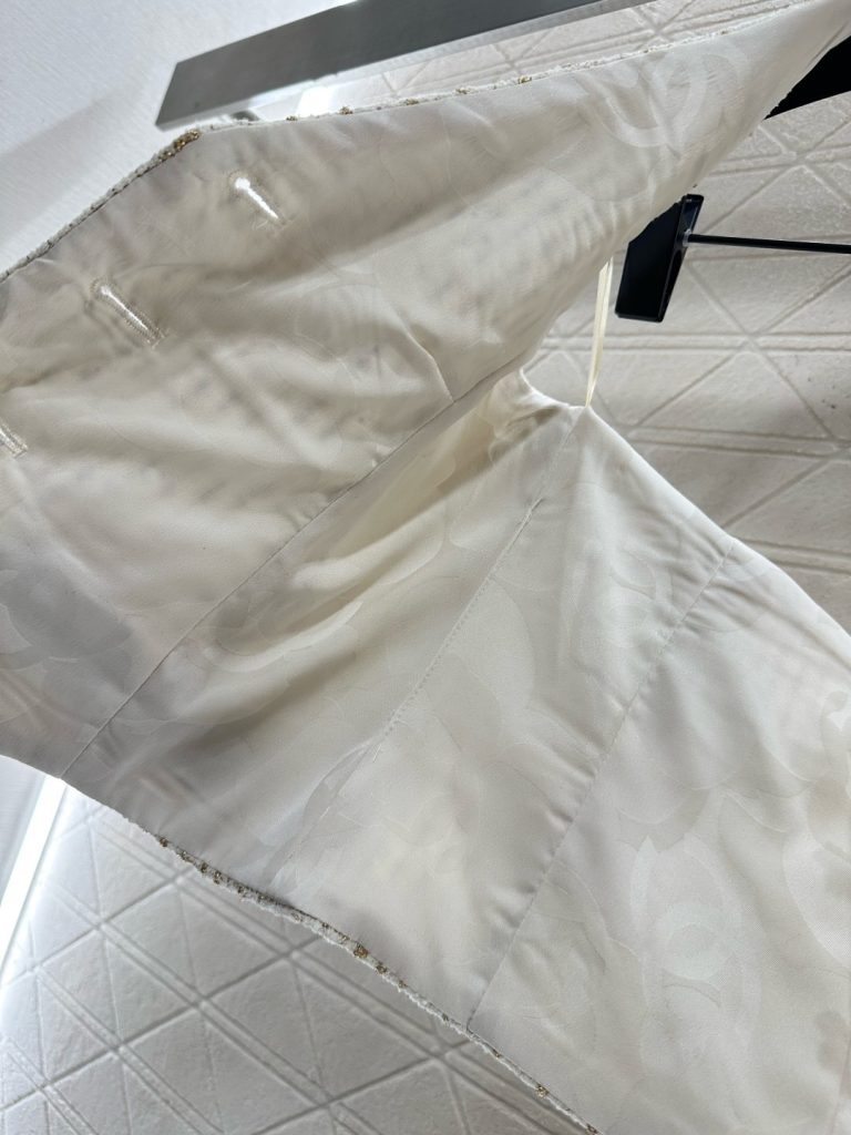 Women's Clothes