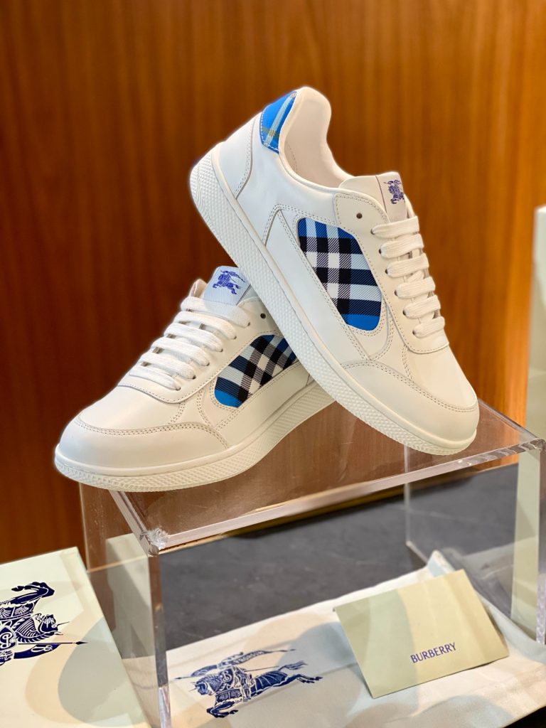 Men's shoes
