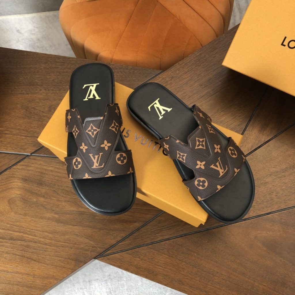 Man's shoes