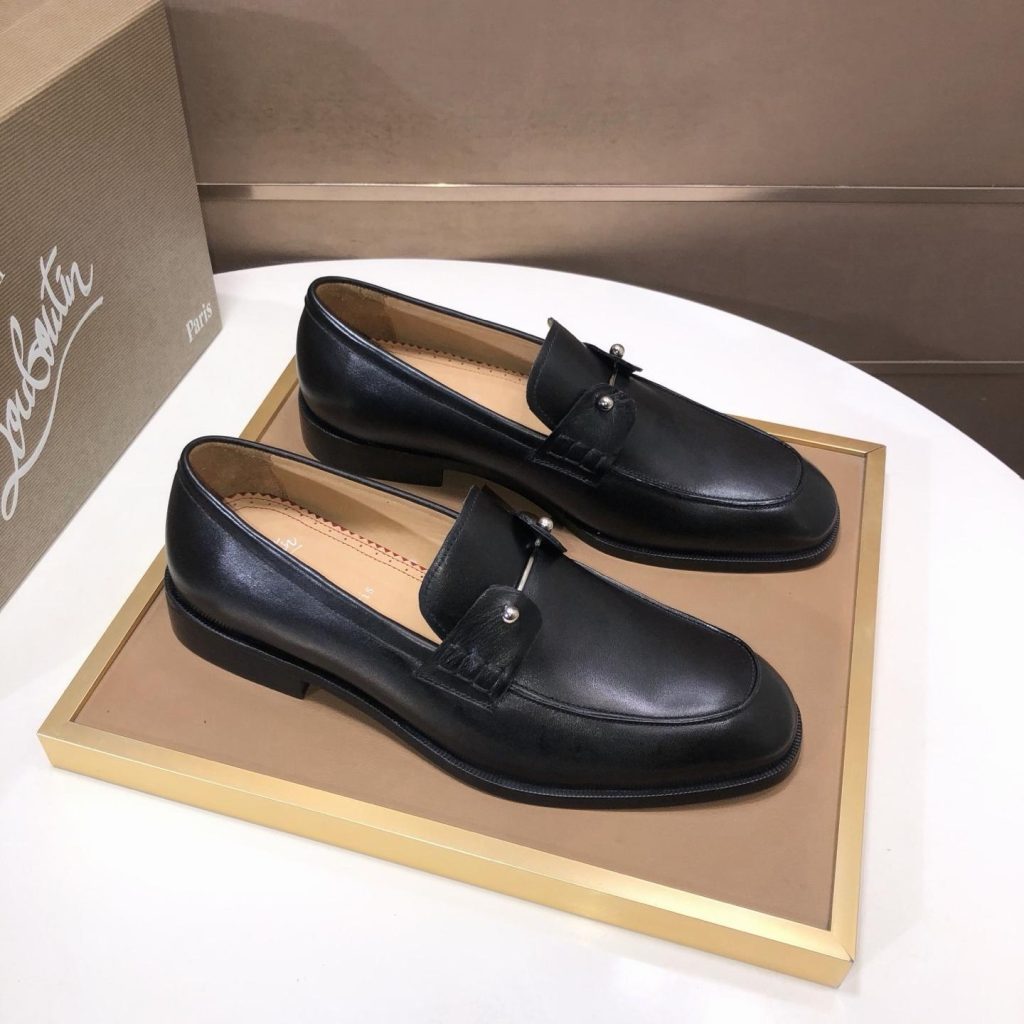 Men's shoes