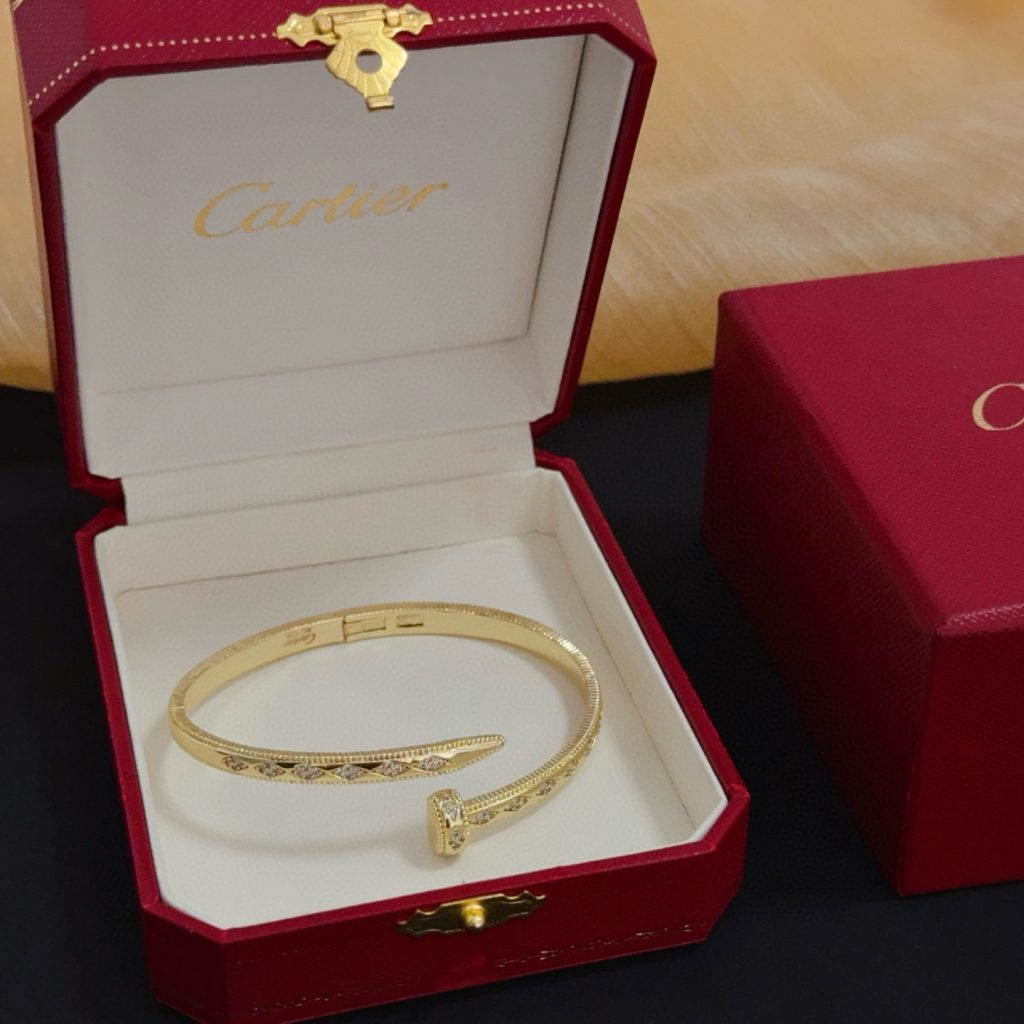 Nail Bracelet