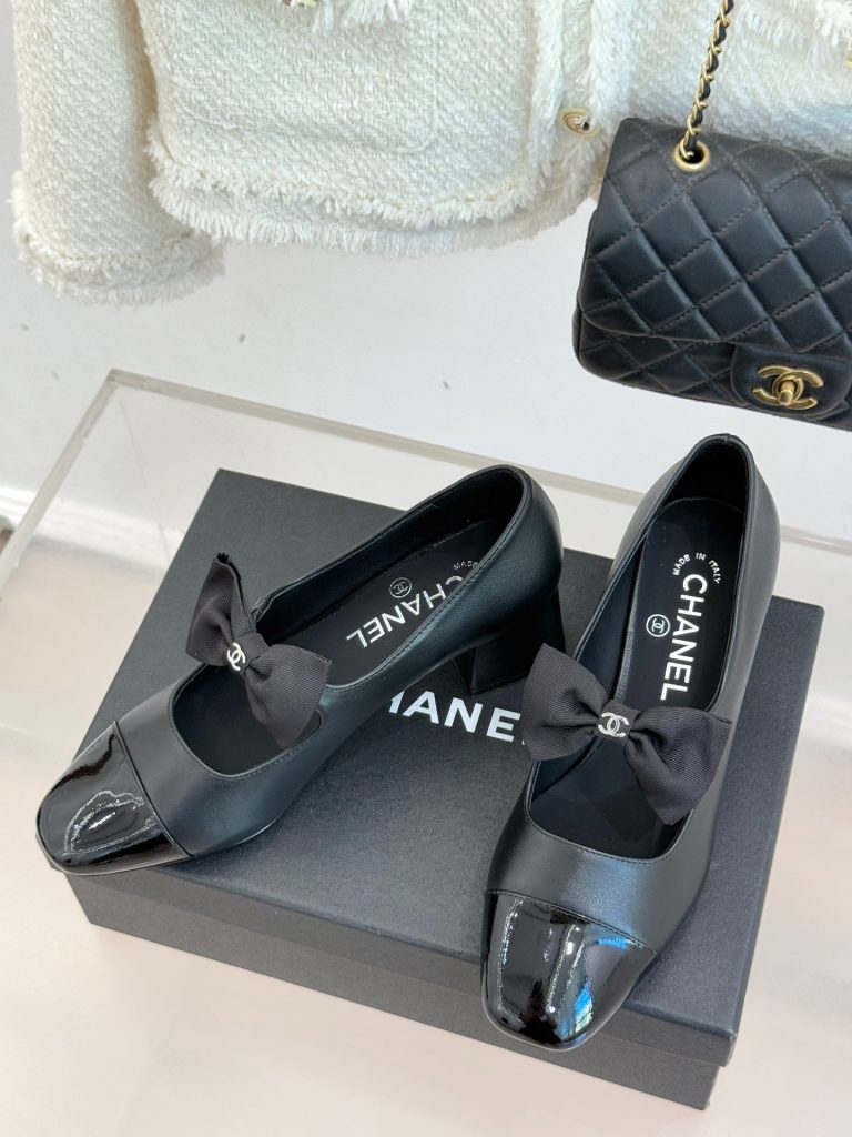 Women's Shoes