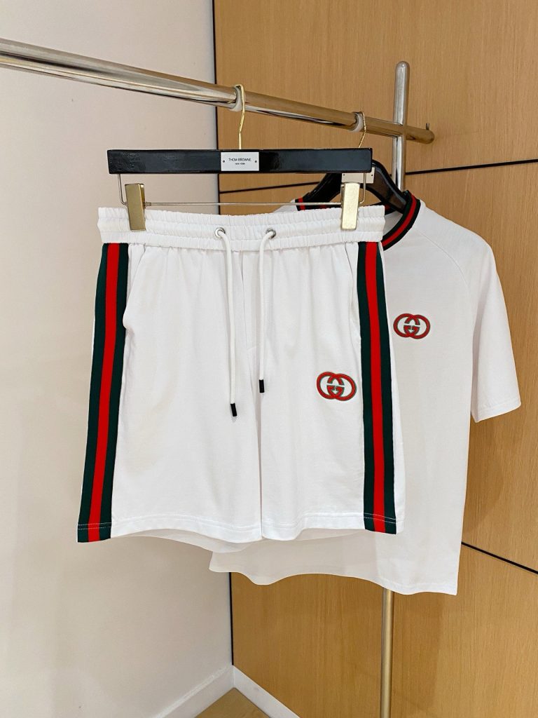 Man's clothes