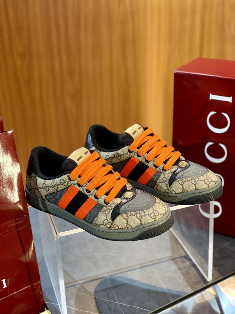 Men's shoes